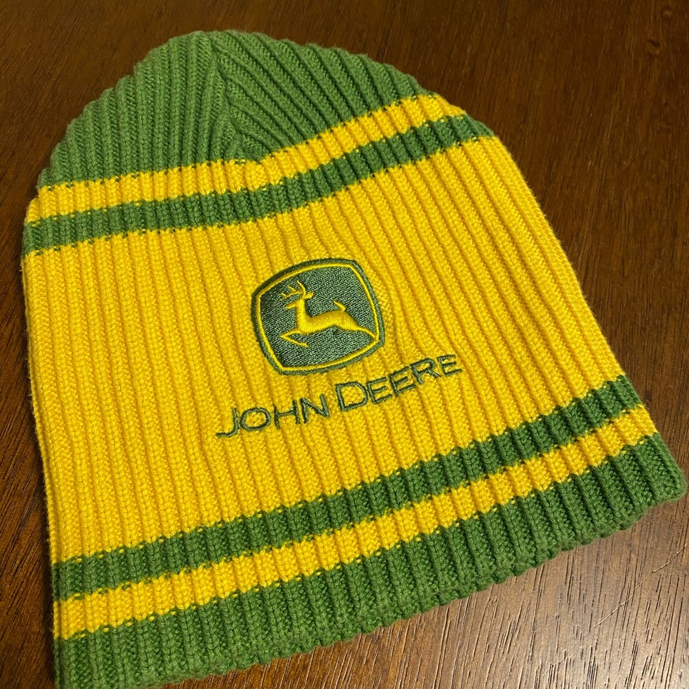 John Deere beanie hat winter cap skullcap nwot - Picture 1 of 6